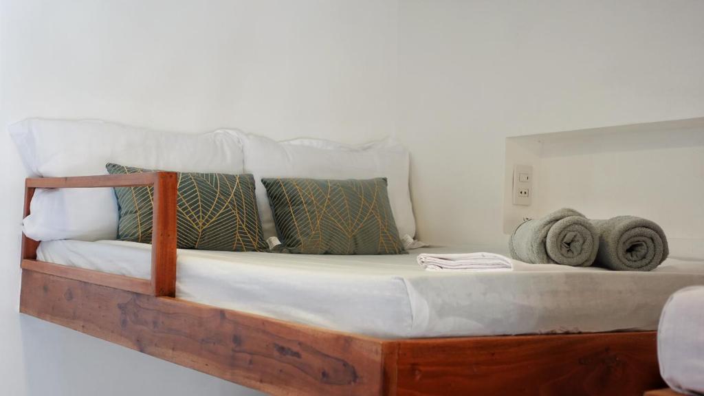 Postel nebo postele na pokoji v ubytování Senare Boracay Hotel