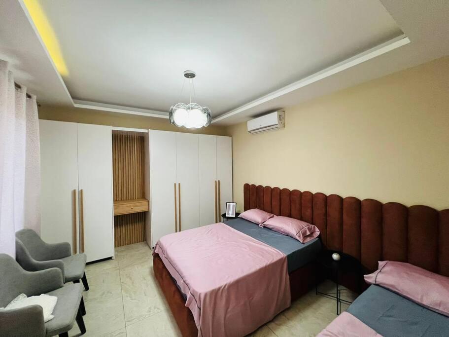 Mishel House - Lovely rental unit in CityCenter - Image 2