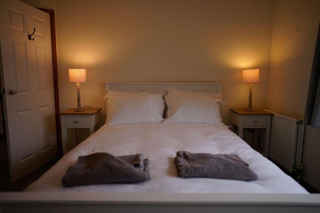 Легло или легла в стая в Newell Cottage