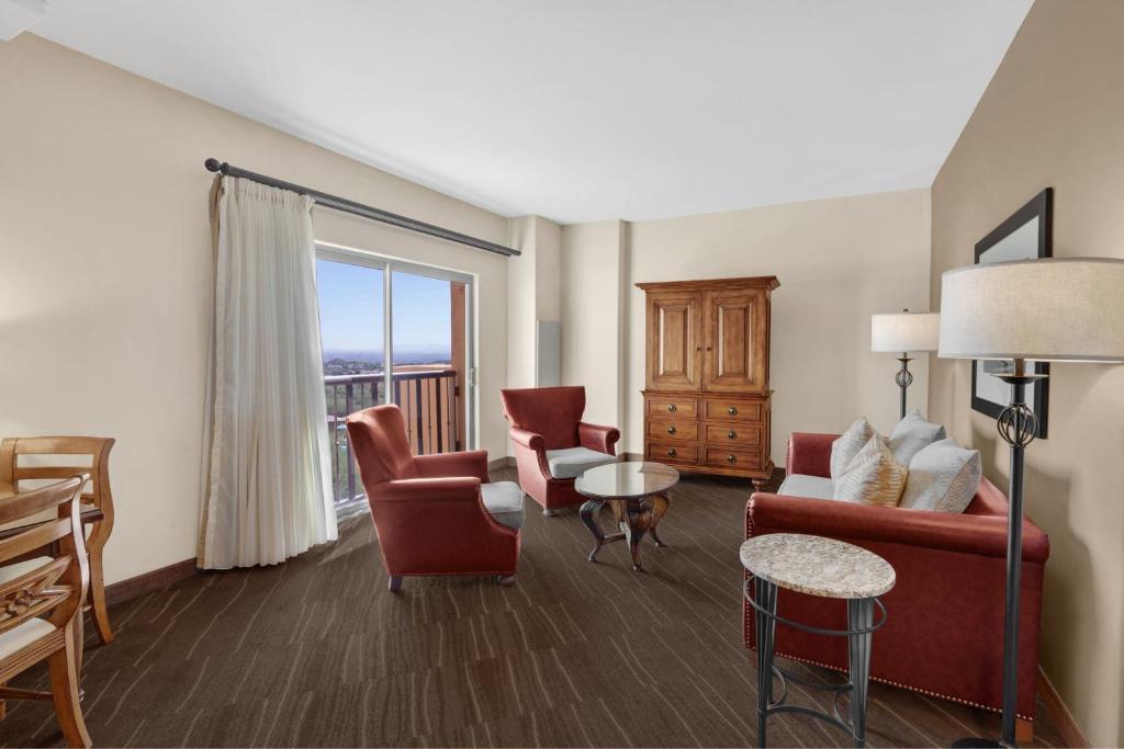 Posezení v ubytování JW Marriott Tucson Starr Pass Resort