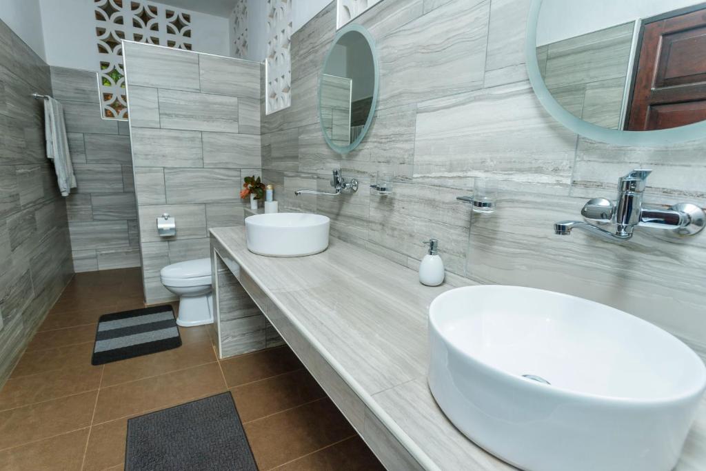 Bagno di Diani Beach-Villa Kirsch
