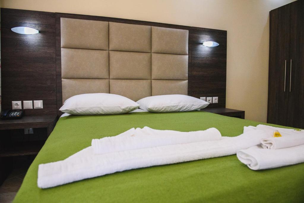 Posteľ alebo postele v izbe v ubytovaní Santa Rosa Hotel & Beach