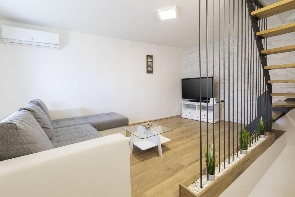Telewizja i/lub zestaw kina domowego w obiekcie Haus Bernarda