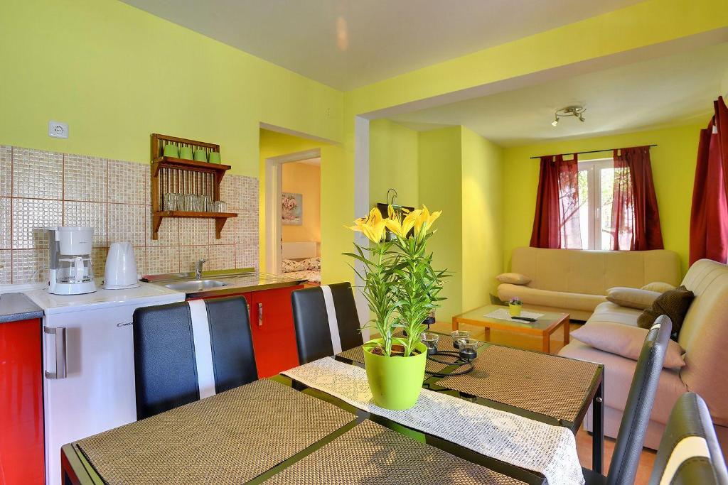 Posedenie v ubytovaní Ferienwohnung Dana