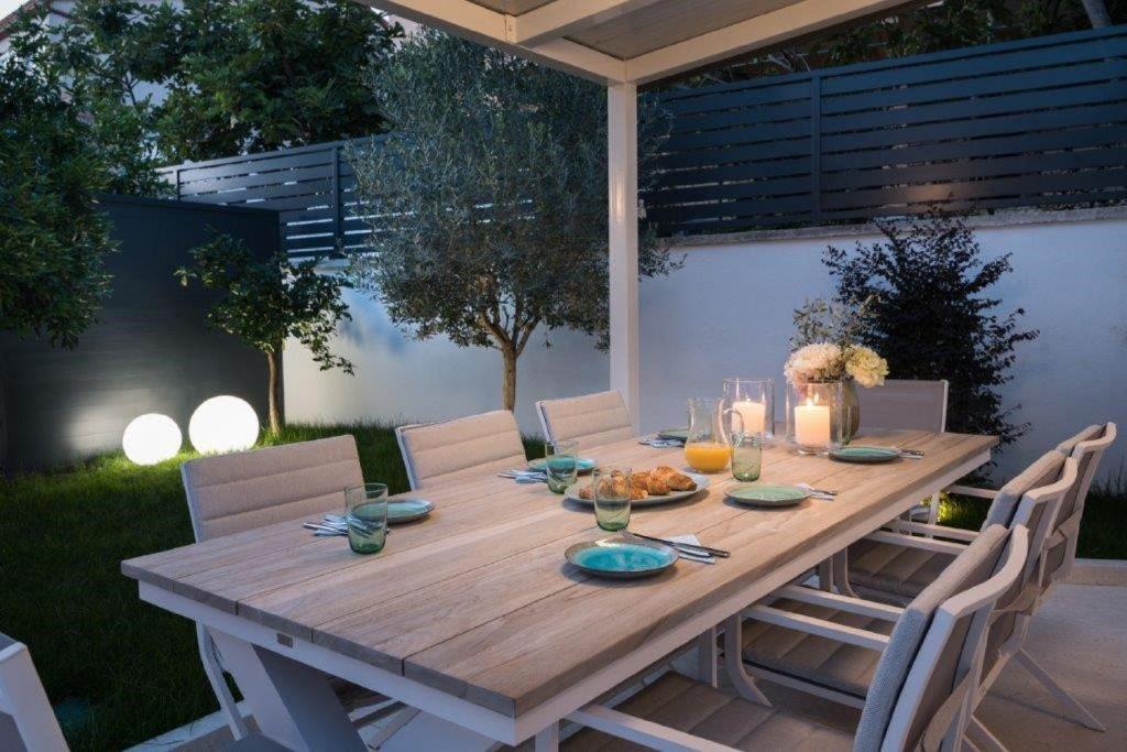 Nápoje v ubytování Exklusive Villa mit privatem Pool 50 Meter zum Strand