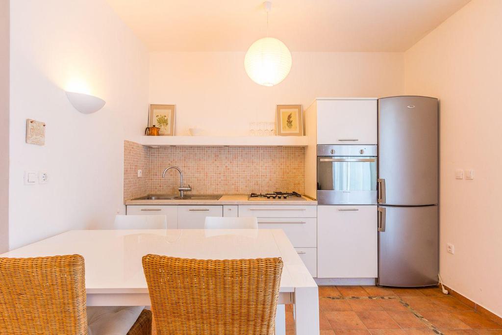 Fotografie z fotogalerie ubytování Appartement mit Meerblick, Terrasse, Klima, WLAN, Parkplatz und nur knapp 900 Meter vom kristallklaren Meer entfernt v destinaci Ližnjan
