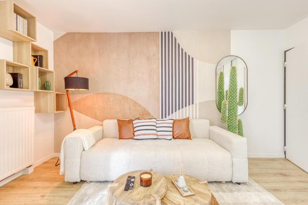 Photo de la galerie de l'établissement T2 Parisien proche Paris & stade de France Métro Ligne 13 et 14, à Saint-Ouen