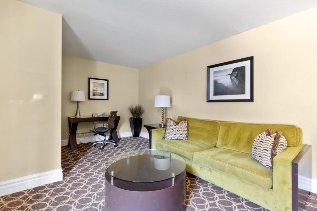 Marin Suites Hotel - Suite