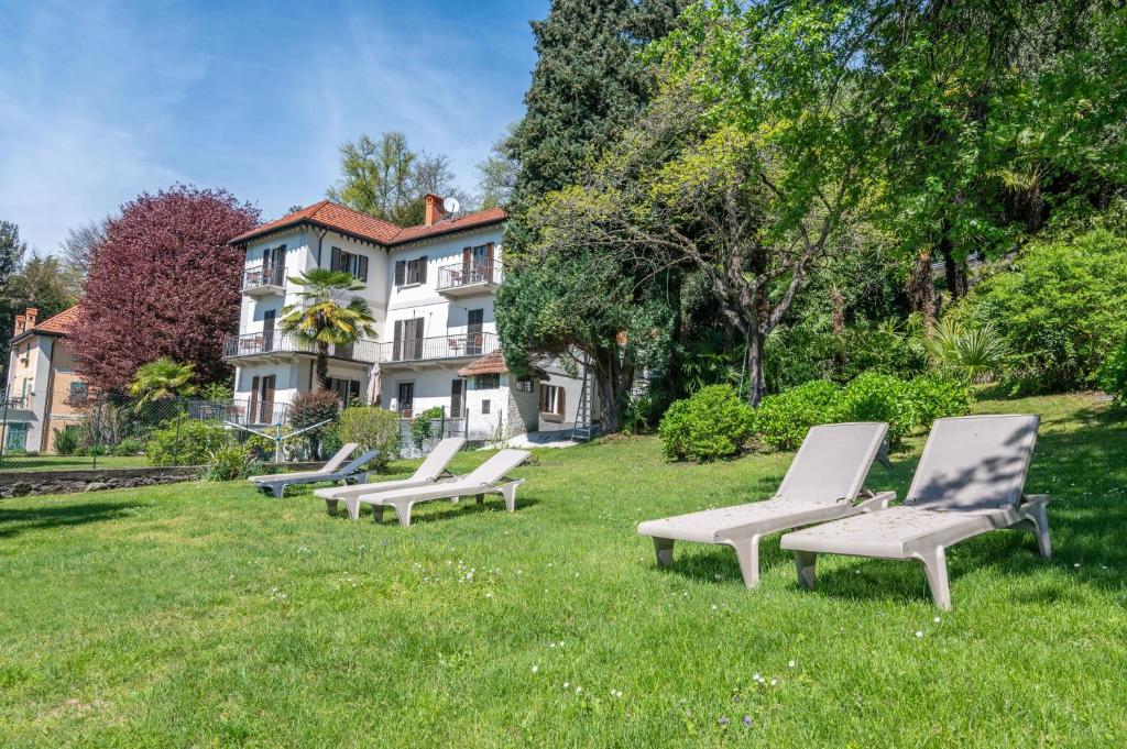 A garden outside Villa Orta