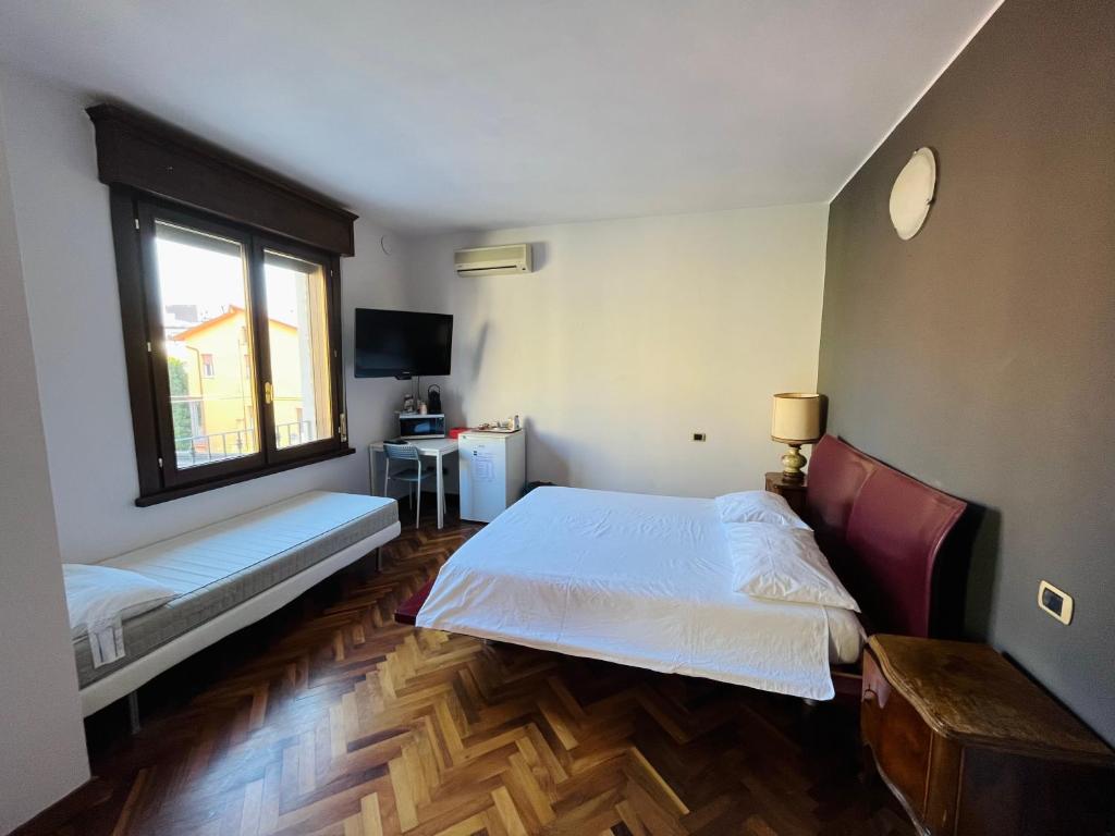 B&B LE AMARENE - Viervoudige Kamer