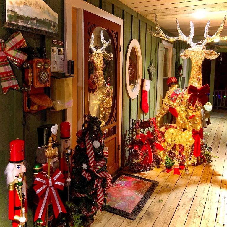 Imagem da galeria de WeatherPine Inn em Niagara on the Lake