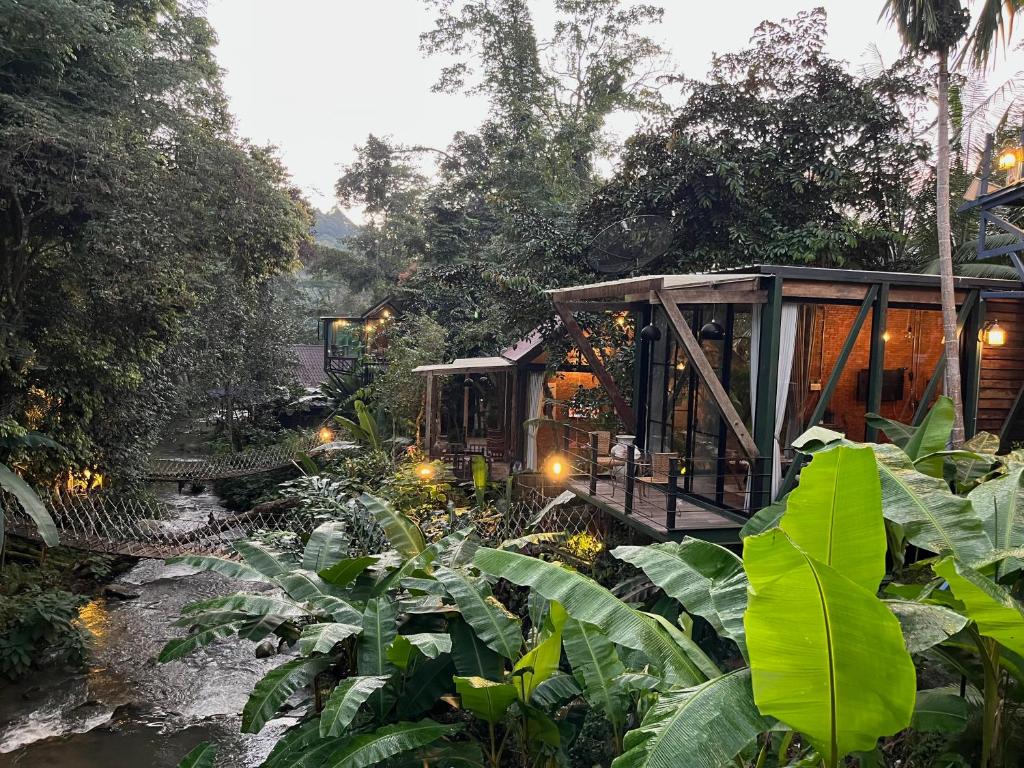 Voraman Hut - Resim 25