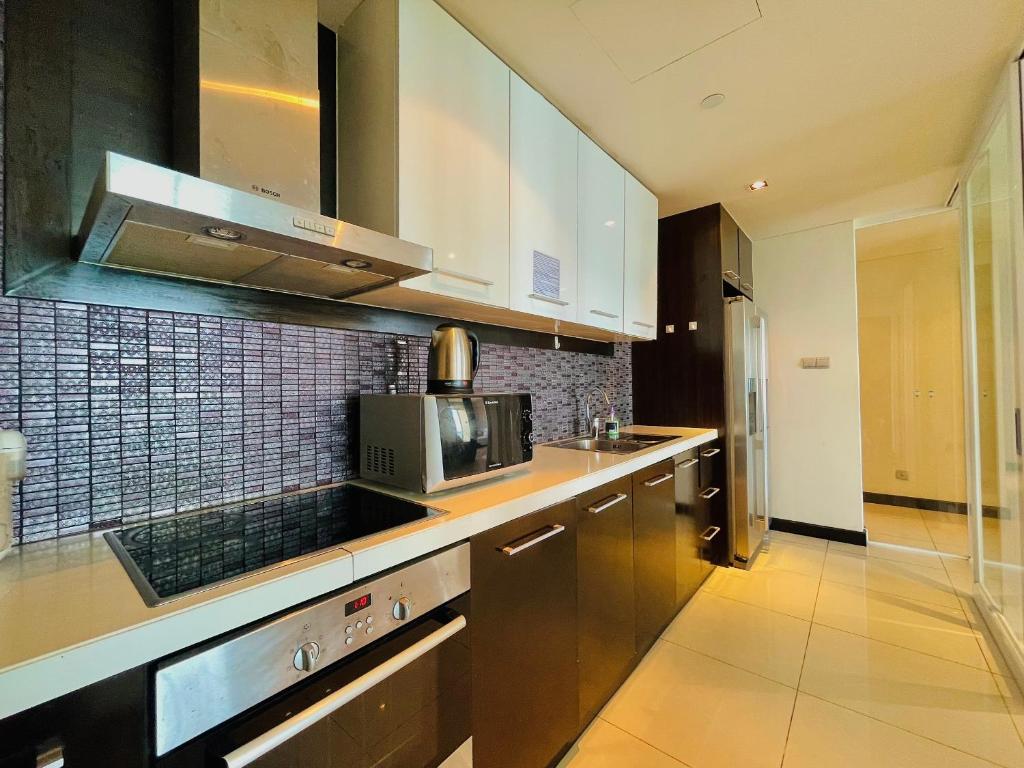 Nhà bếp/bếp nhỏ tại The Sea Luxury Nha Trang Apartment