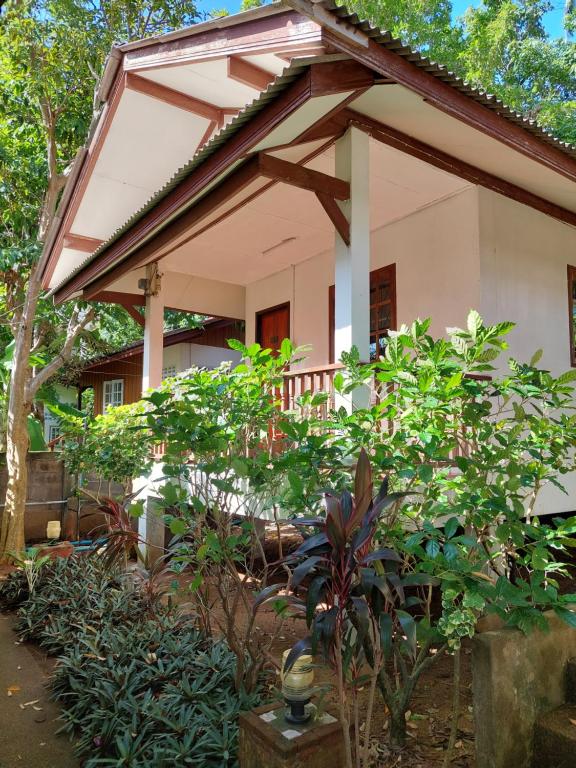 Zahrada ubytování Fullmoon House Samui