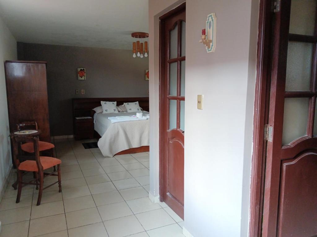 Hospedaje Ajayu Sucre - Deluxe Suite