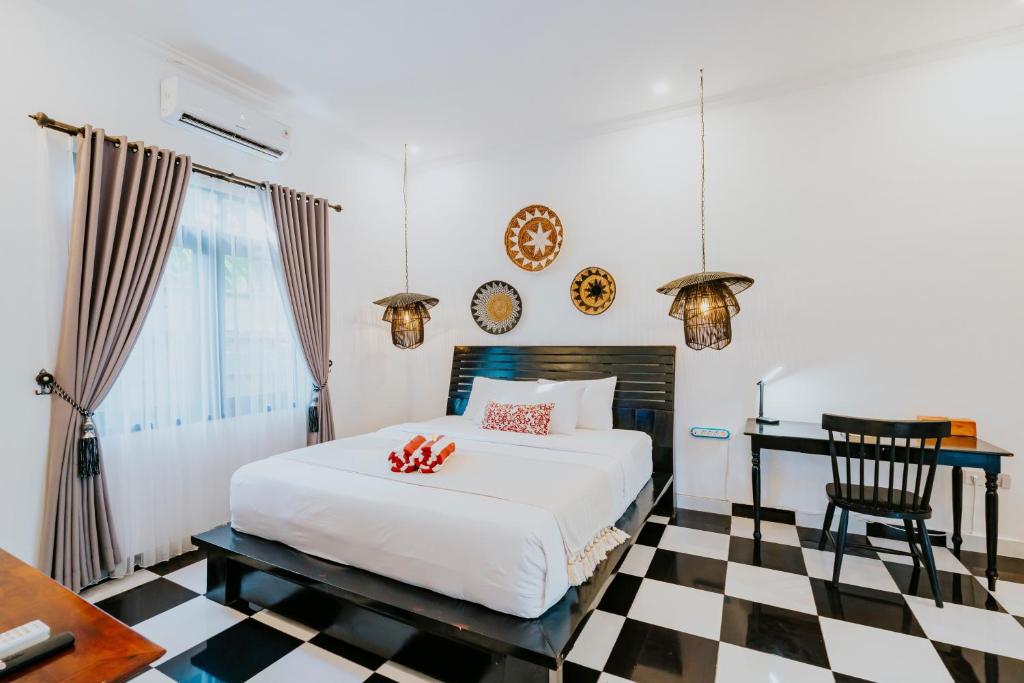 Walking to the Beach at Omahati Villa Canggu Bali - Three-Bedroom Villa