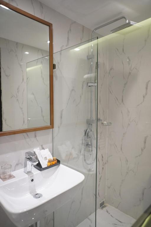 S Box Sukhumvit Hotel - Resim 32