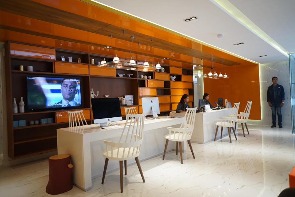 Gallery image of S Box Sukhumvit Hotel - SHA Extra Plus in Bangkok