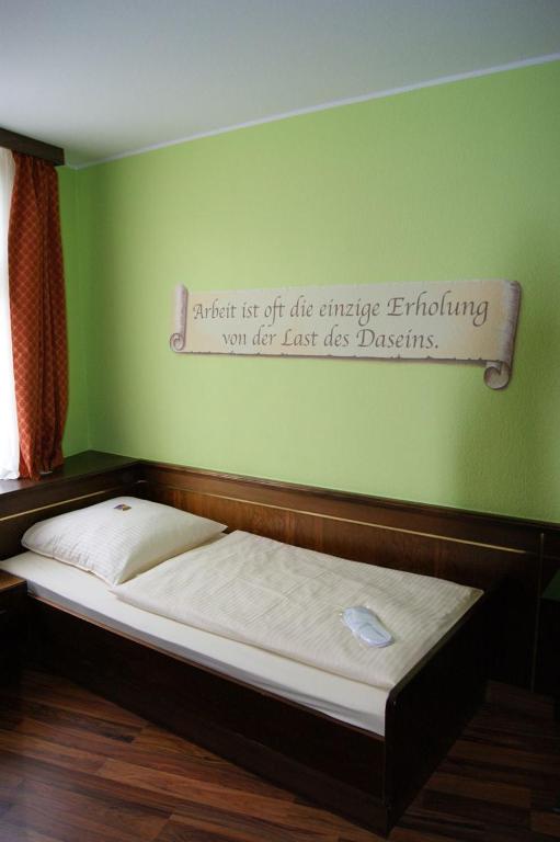 Hotel am Wilhelmsplatz - Resim 15