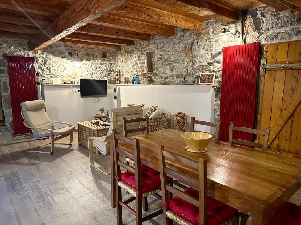 TV a/nebo společenská místnost v ubytování Il Melograno Vrbanj Hvar