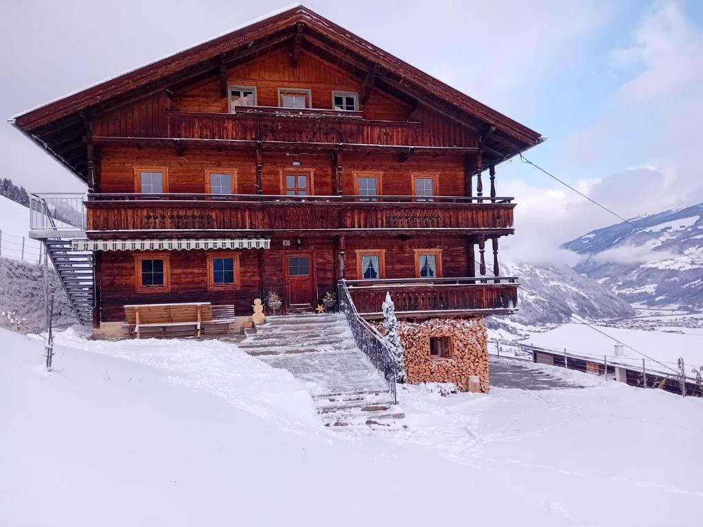 Bauernhaus Fankhauser v zime