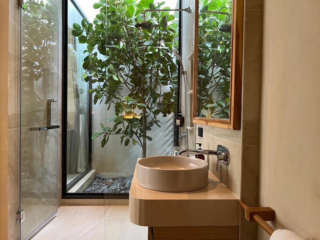 Koupelna v ubytování Eden Resort & Villas Phuket Patong