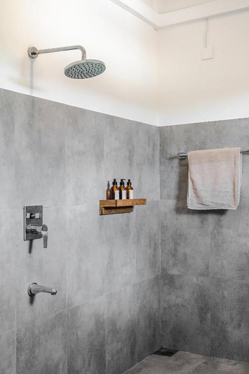 Lucky's Surf Camp - 2