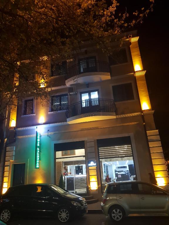Budova, kde se hotel nachází