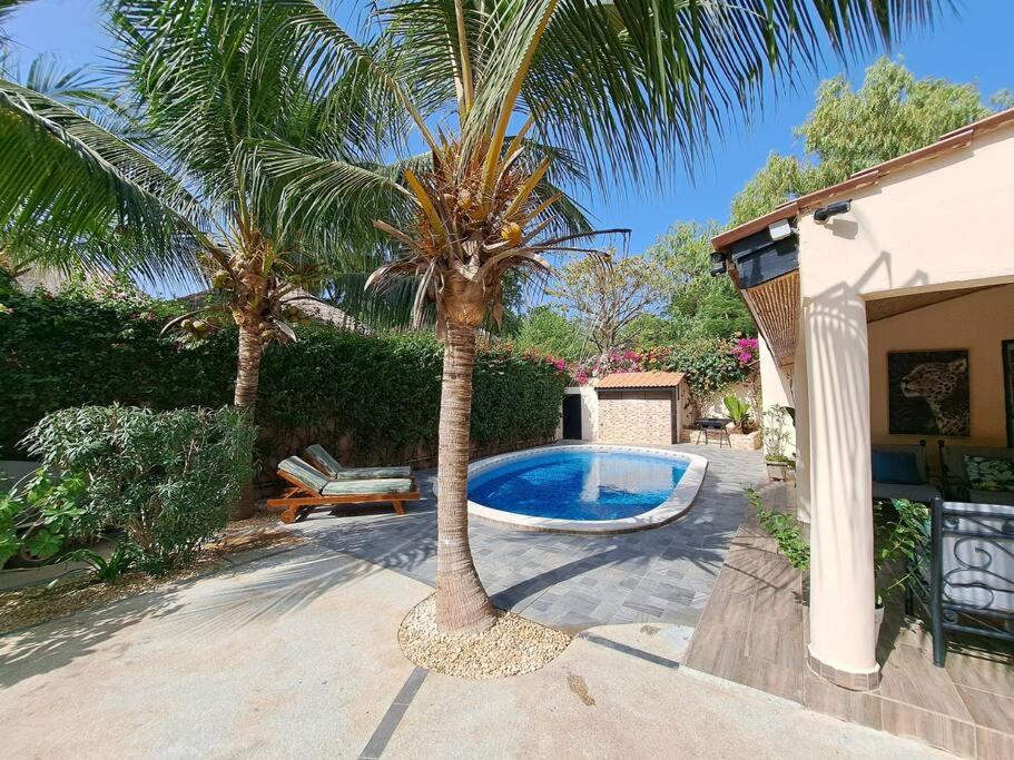 Πισίνα στο ή κοντά στο En bord de mer VILLA Canara