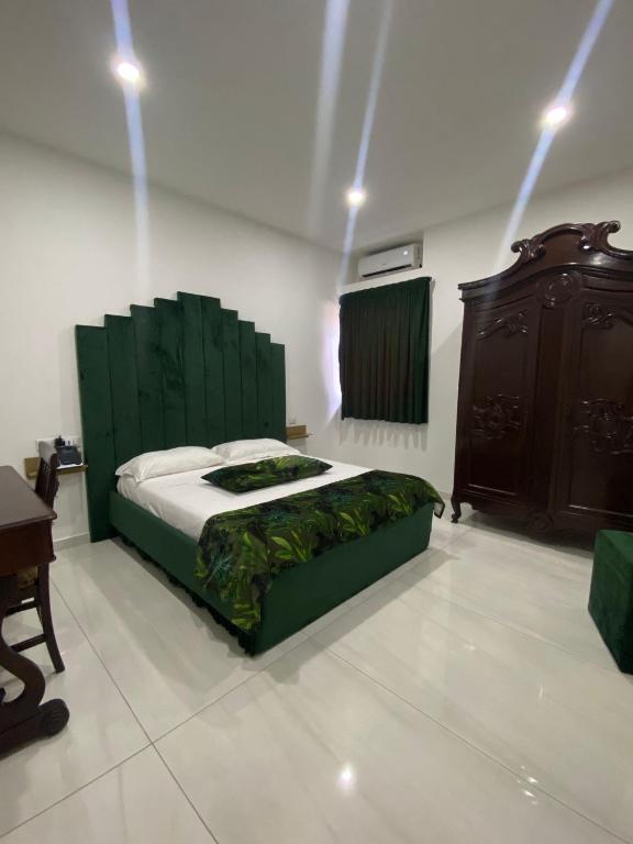 Postel nebo postele na pokoji v ubytování Luxury Resort