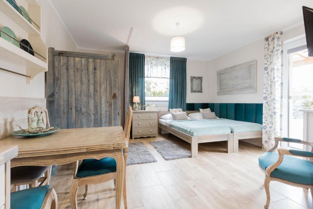 APARTEMENTY ''WERANDA'' z ogrodem w centrum - 8