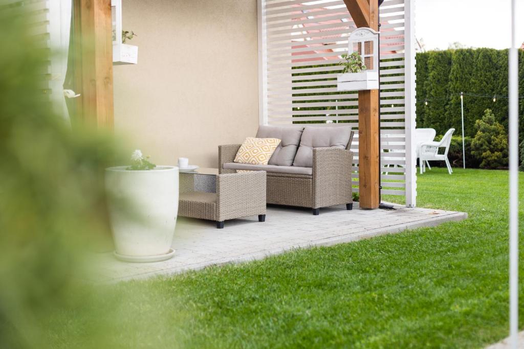 APARTEMENTY ''WERANDA'' z ogrodem w centrum - 12