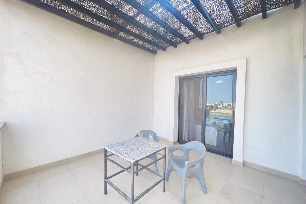 Balkón nebo terasa v ubytování Poised & Pearly 3 BDR Villa Cyan El Gouna