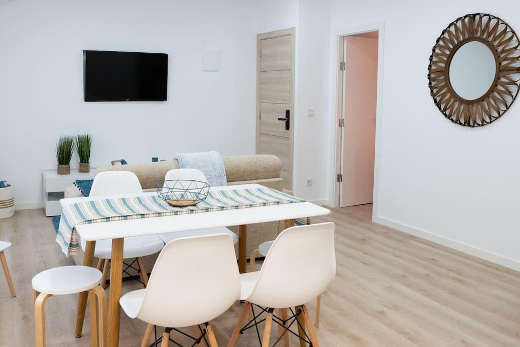 Μια τηλεόραση ή/και κέντρο ψυχαγωγίας στο Cantinho do Avô Polaco