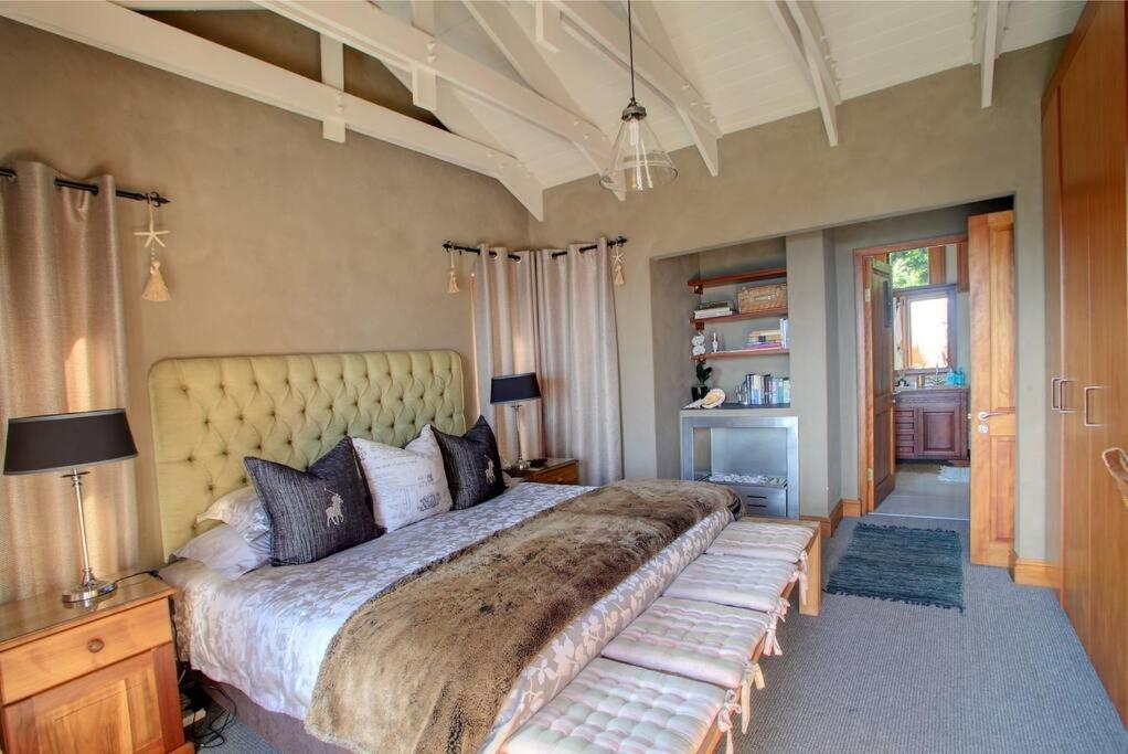 Livingstone Villa - Image 40