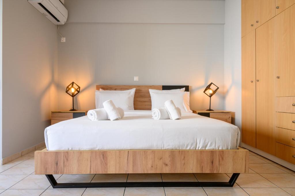 A bed or beds in a room at The Skyward Flats