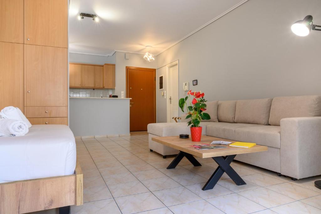 A kitchen or kitchenette at The Skyward Flats
