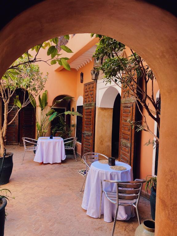Restaurace v ubytování Riad Sidi Radoine