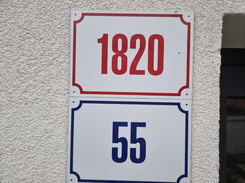 Certifikát, hodnocení, plakát nebo jiný dokument vystavený v ubytování Konig Mikulov
