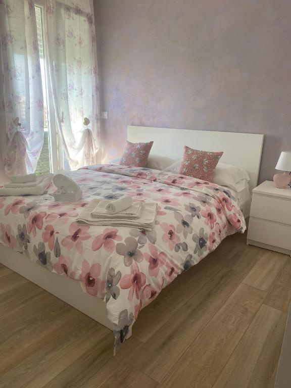 Postel nebo postele na pokoji v ubytování Maryam23