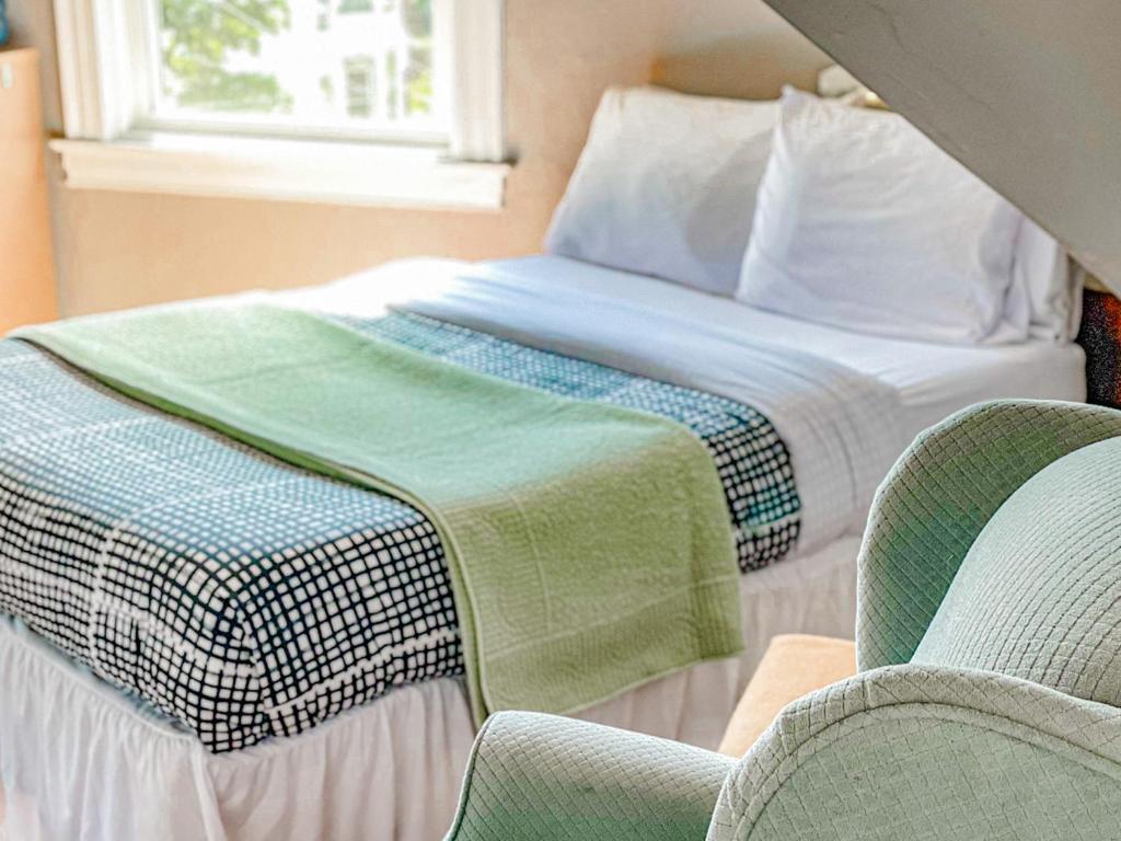 Point Breeze Guest House - Luxe Tweepersoonskamer Met Douche