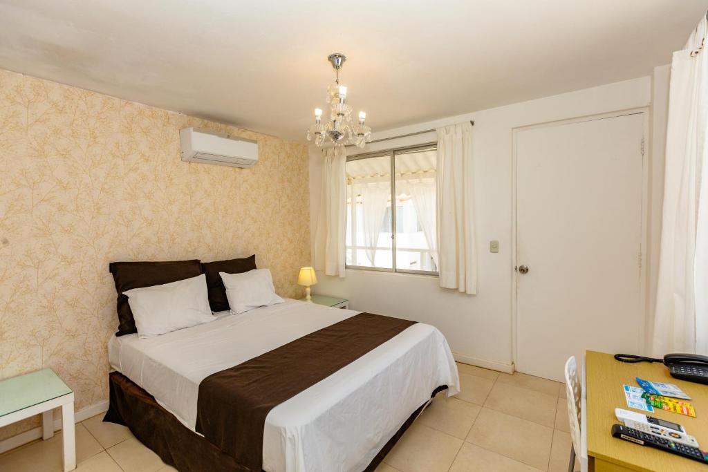 Beachfront · Private Beach Hotel Suites de Mar - Standard Double Or Twin Room
