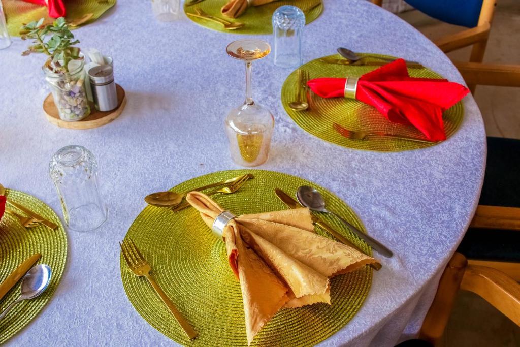 Jídlo v luxury tent nebo okolí