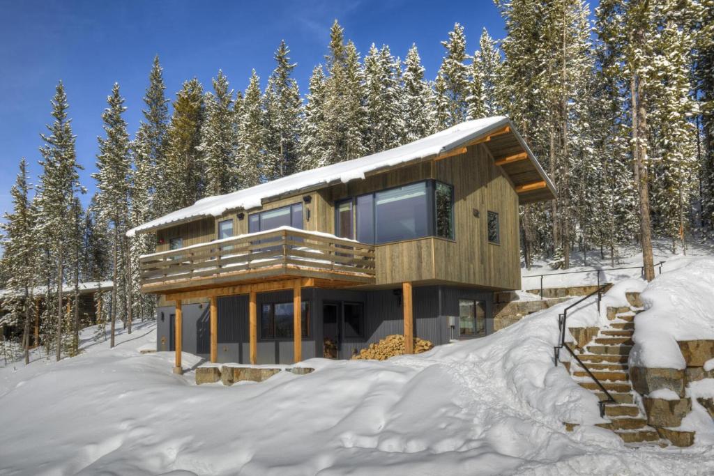 17 Lake Cabin by Moonlight Basin Lodging, Big Sky (updated prices 2024)
