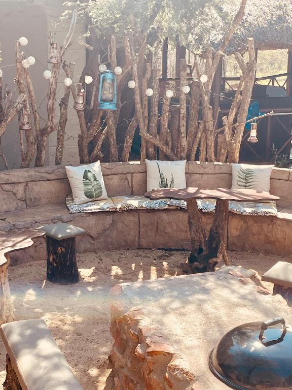Posezení v ubytování Nyala Luxury Safari Tents