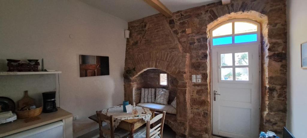 THE GARDEN OF CHIOS - 17