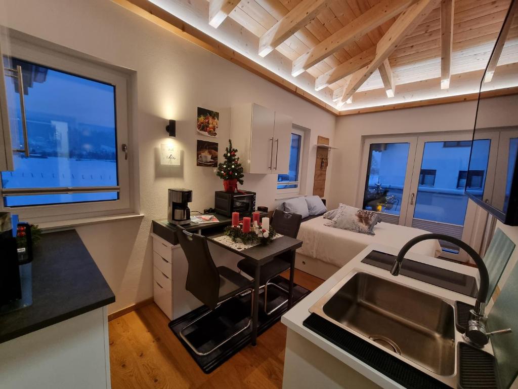 Posedenie v ubytovaní Golf & Ski Appartements Mittersill Trausmuth Monika inkl Sommercard - Golfplatz 500 m entfernt, inkl Waschmaschine, Trockner