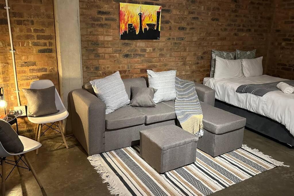 Apartment Cozy Maboneng, Johannesburg, South Africa