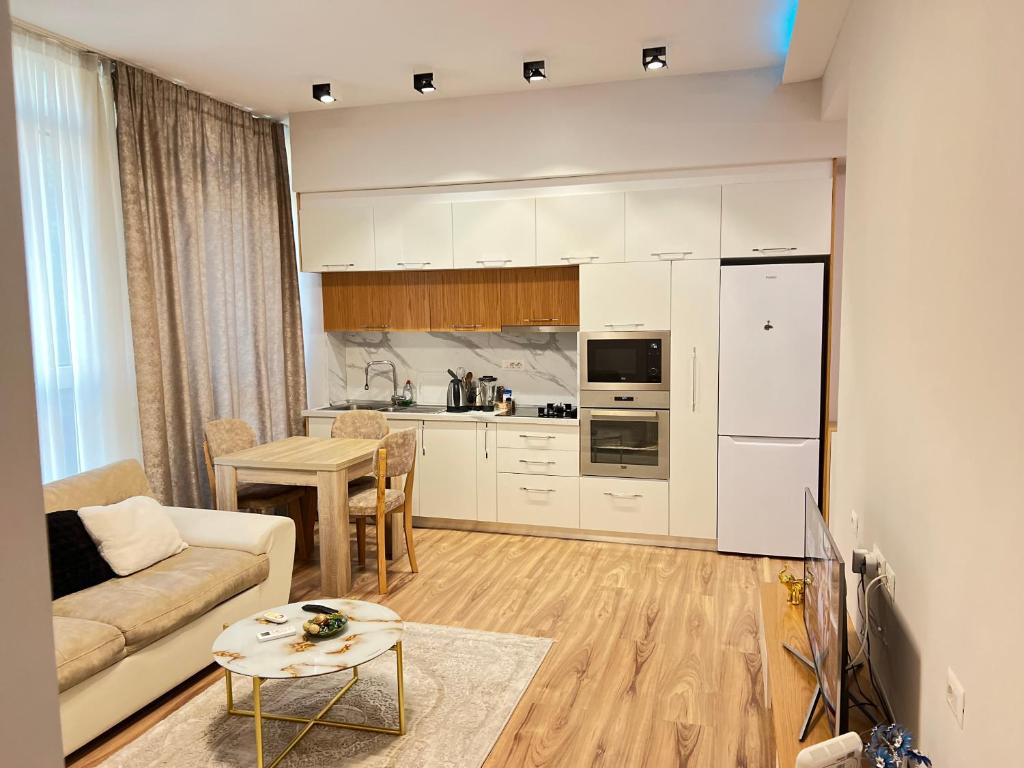 Stay in Tirana Modern Apartment Located in Center 03 - Image 4