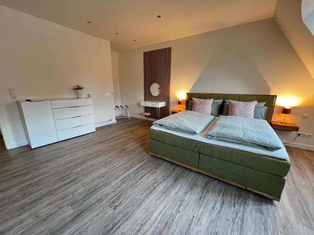 Ferienresidenzen Marktplatz - exklusive Ferienwohnungen mit Fahrstuhl - 17